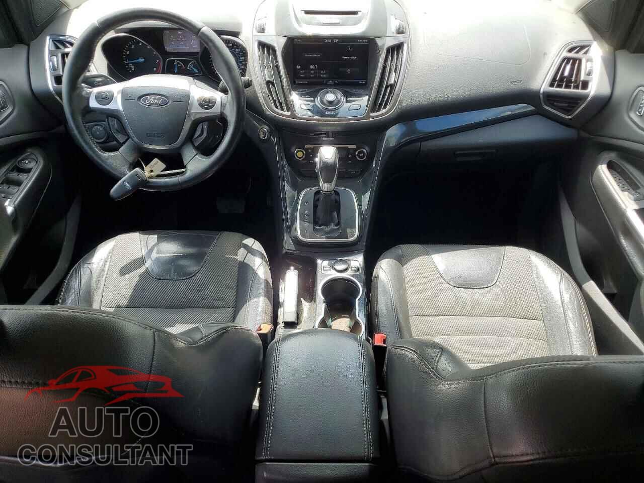 FORD ESCAPE 2013 - 1FMCU0J98DUC15666