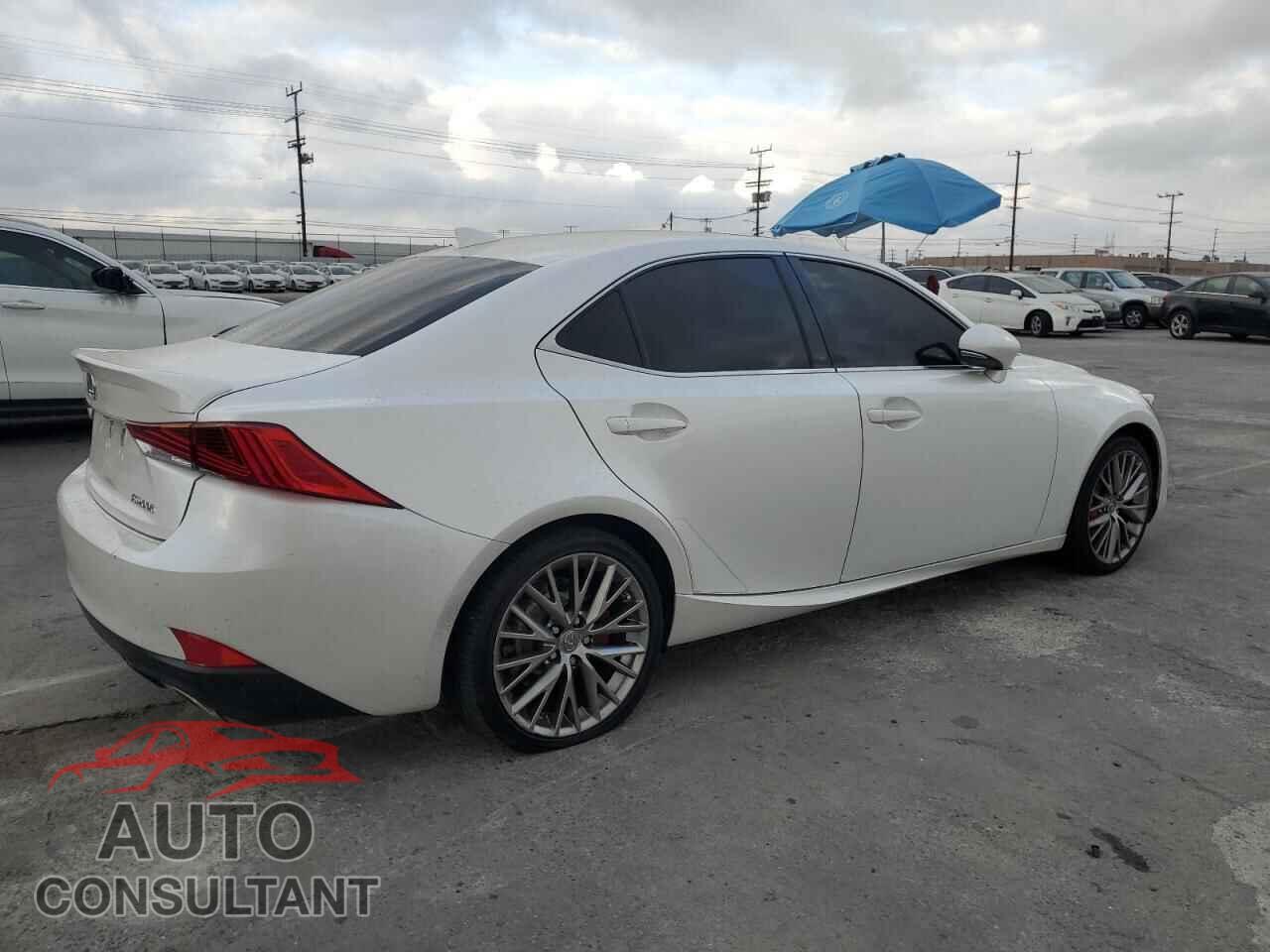 LEXUS IS 2017 - JTHBA1D26H5060479