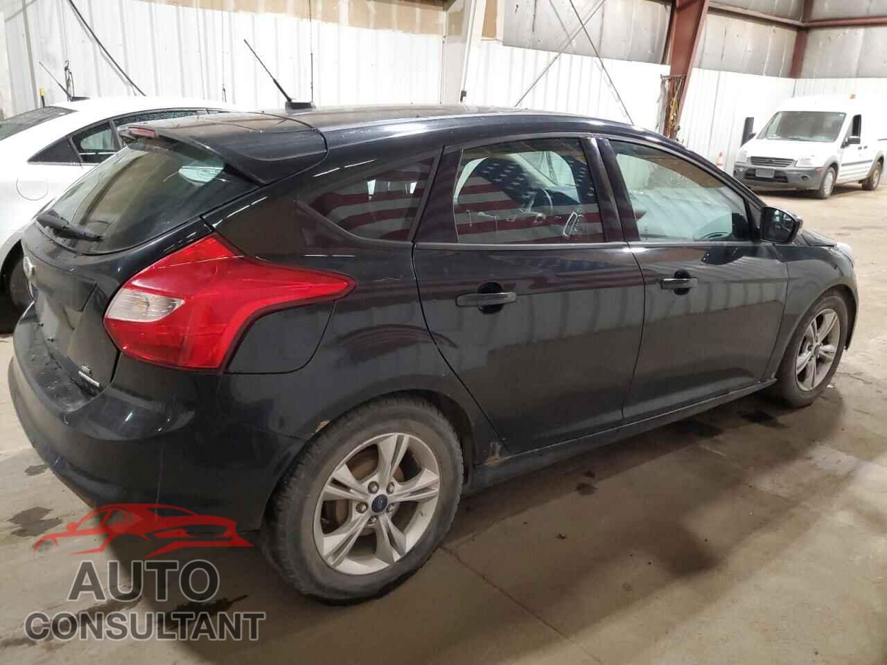 FORD FOCUS 2014 - 1FADP3K2XEL317423