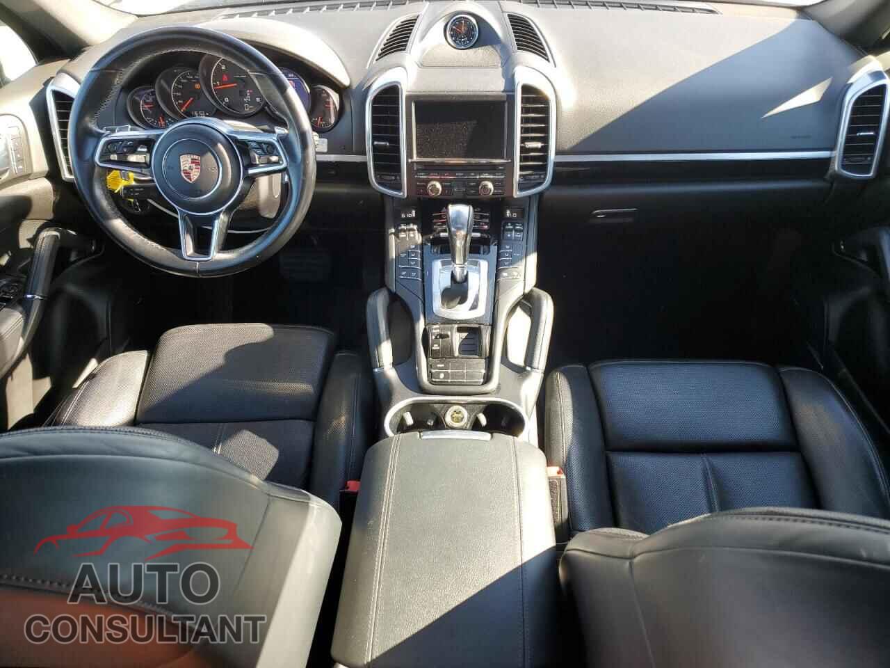PORSCHE CAYENNE 2015 - WP1AF2A23FLA42778