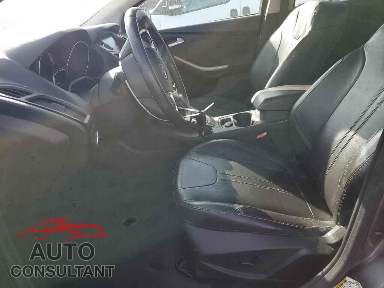 FORD FOCUS 2012 - 1FAHP3M24CL193659