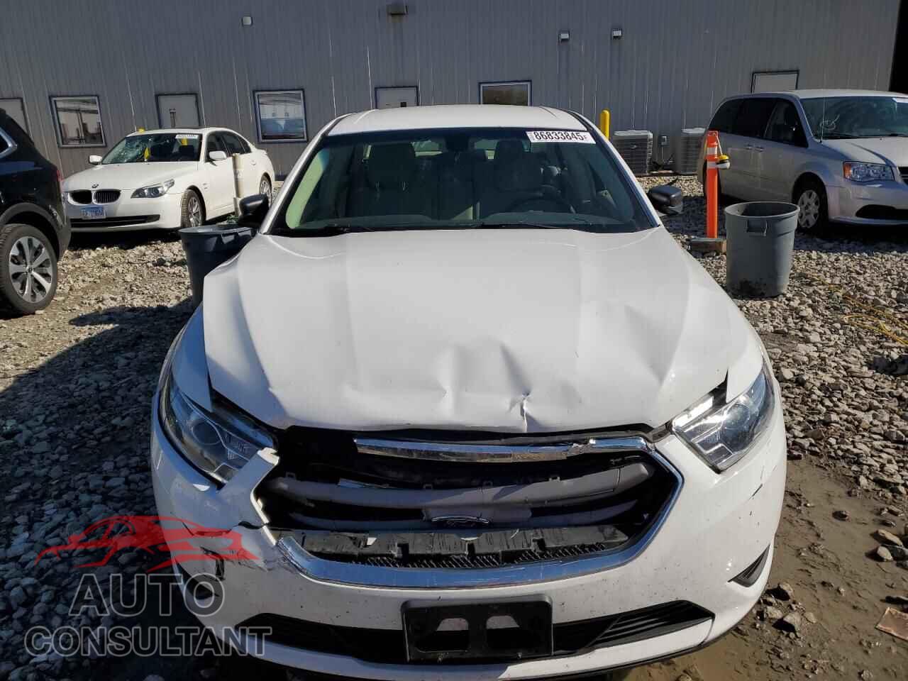 FORD TAURUS 2017 - 1FAHP2D86HG145322
