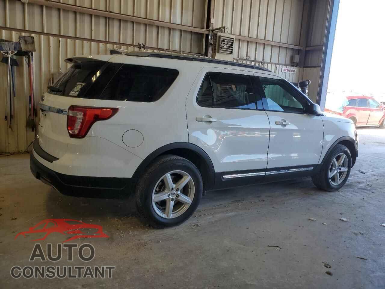 FORD EXPLORER 2018 - 1FM5K7D80JGB78293