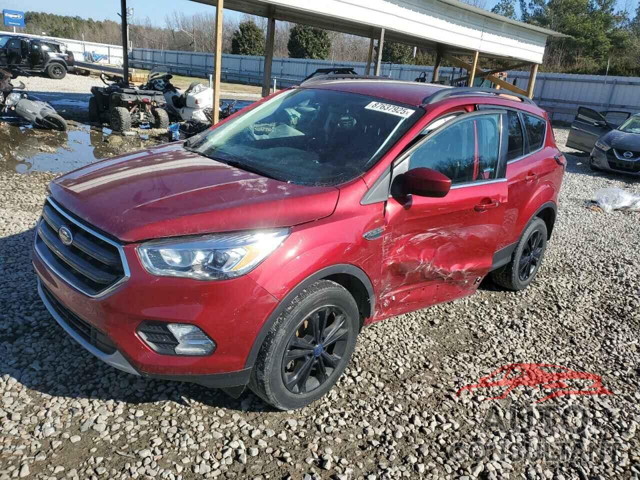 FORD ESCAPE 2017 - 1FMCU0GD7HUE22325