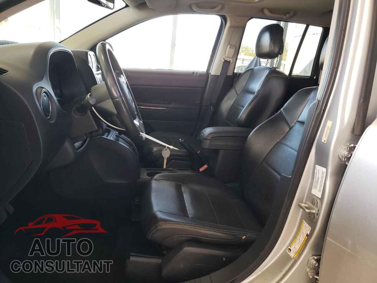 JEEP COMPASS 2011 - 1J4NF5FB1BD244529
