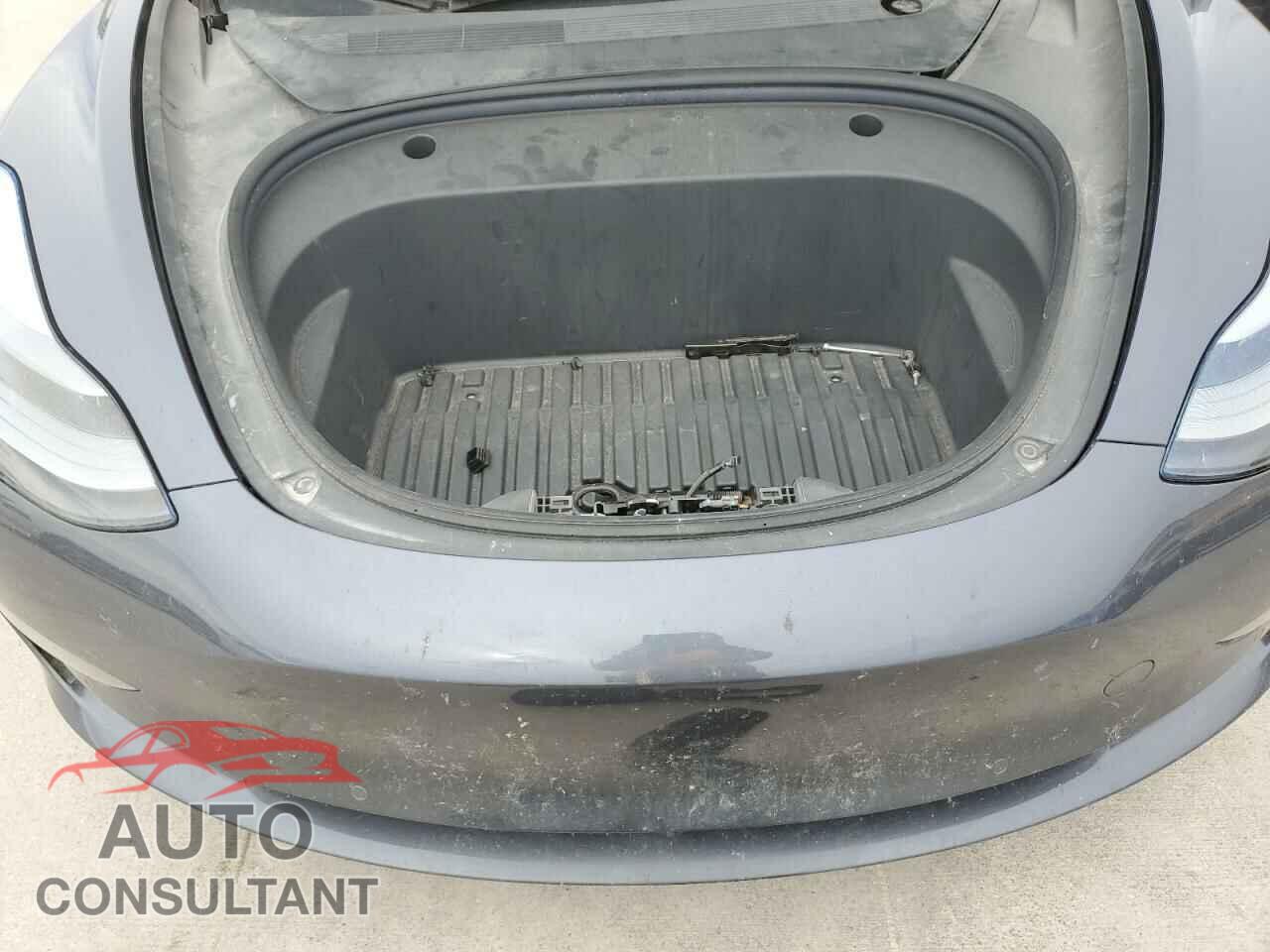 TESLA MODEL 3 2022 - 5YJ3E1EB8NF103965