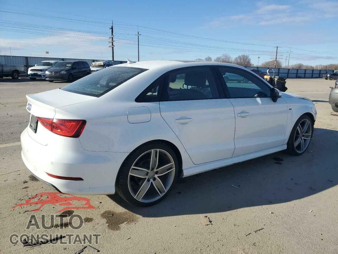 AUDI A3 2016 - WAUA7GFF2G1117830