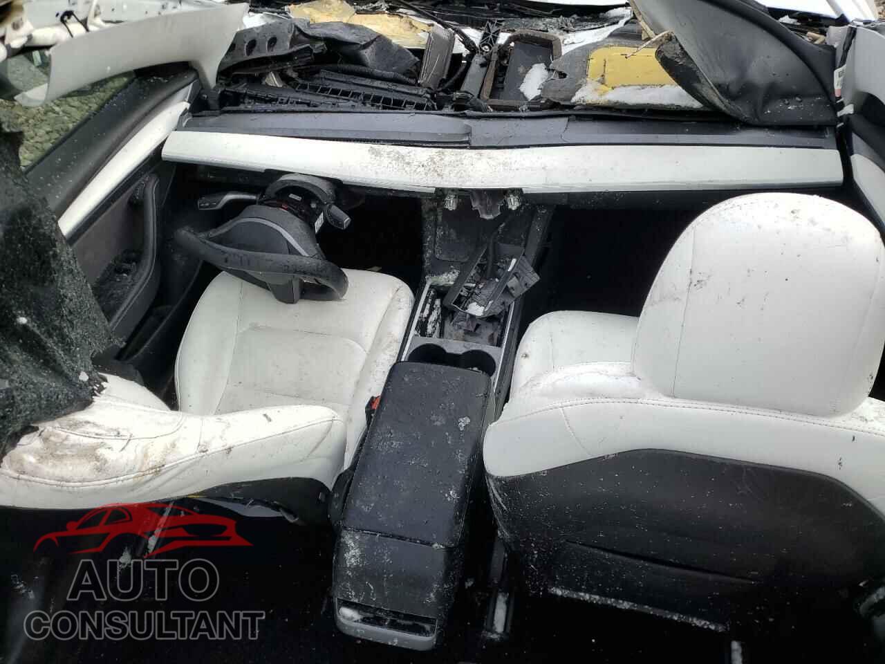 TESLA MODEL 3 2021 - 5YJ3E1EBXMF992959