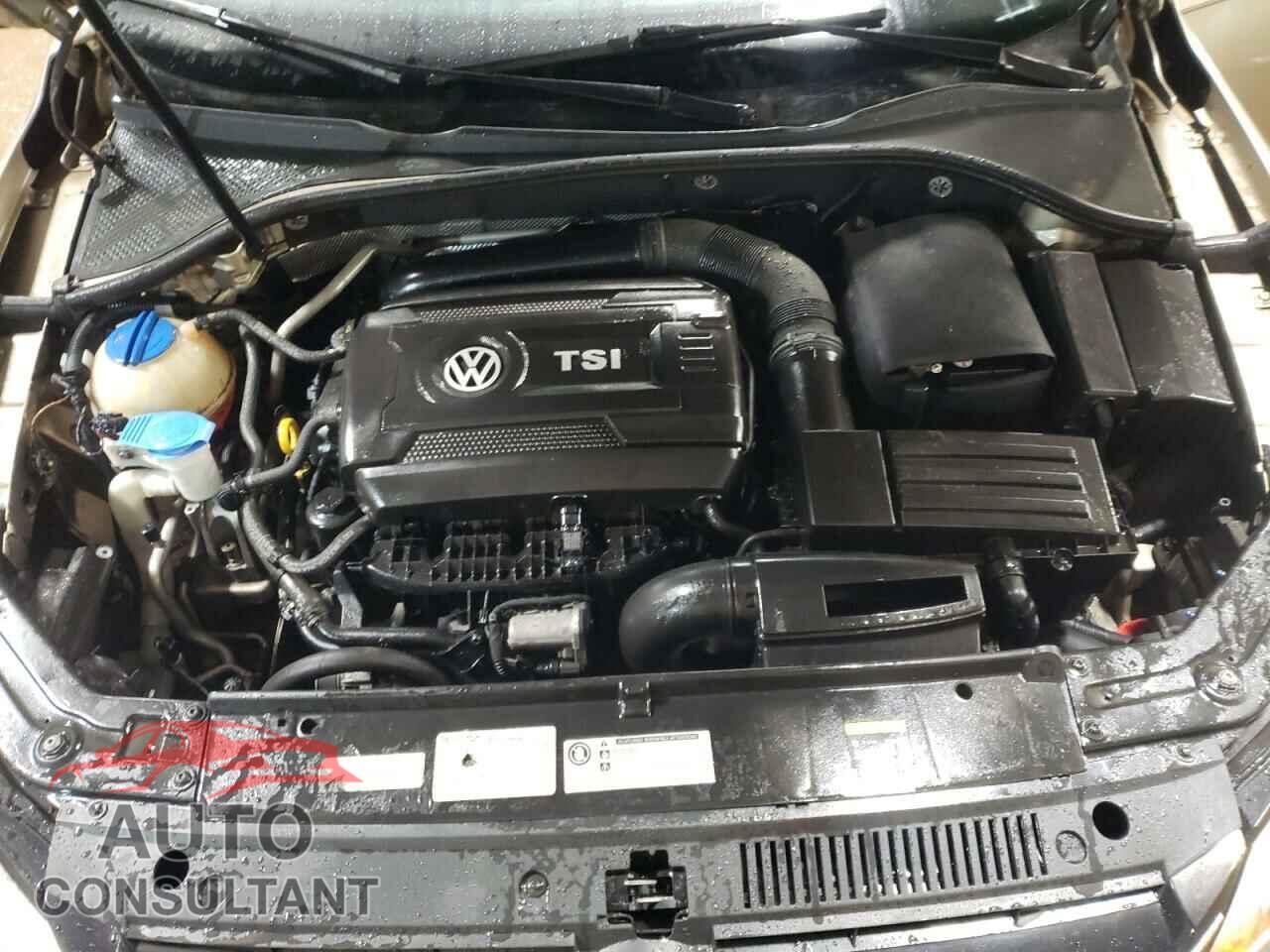 VOLKSWAGEN PASSAT 2015 - 1VWBT7A31FC027309