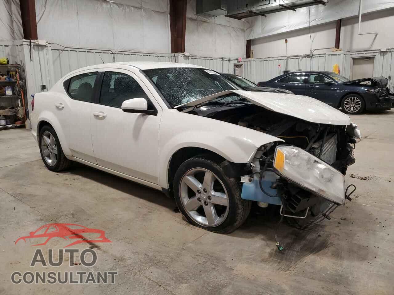 DODGE AVENGER 2011 - 1B3BD2FG5BN512132
