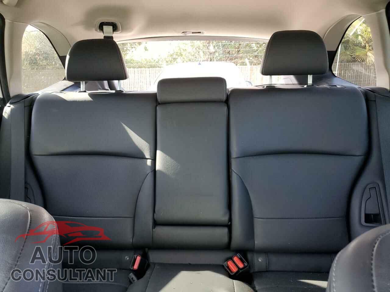 SUBARU OUTBACK 2016 - 4S4BSENC6G3296830