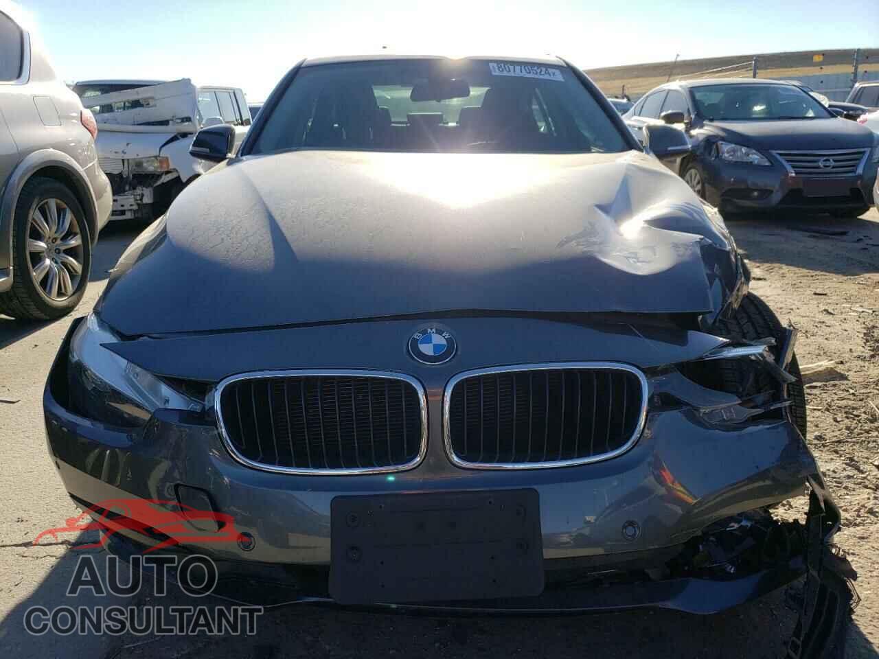 BMW 3 SERIES 2016 - WBA8A3C51GK551509
