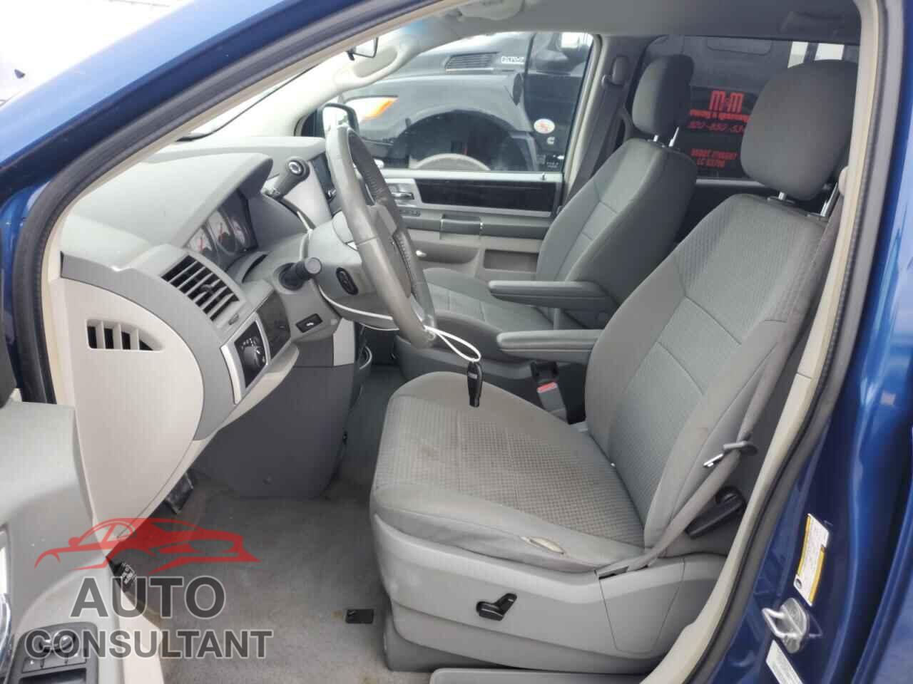 DODGE CARAVAN 2010 - 2D4RN6DX9AR364818