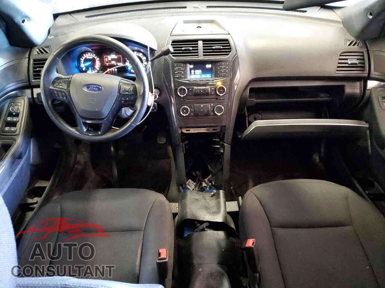 FORD EXPLORER 2018 - 1FM5K8AT7JGB93355