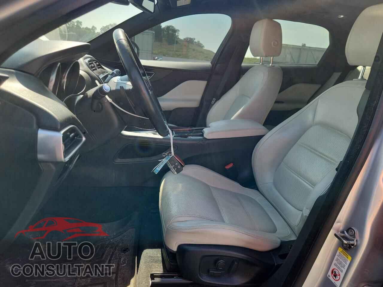 JAGUAR F-PACE 2018 - SADCK2EV6JA246199