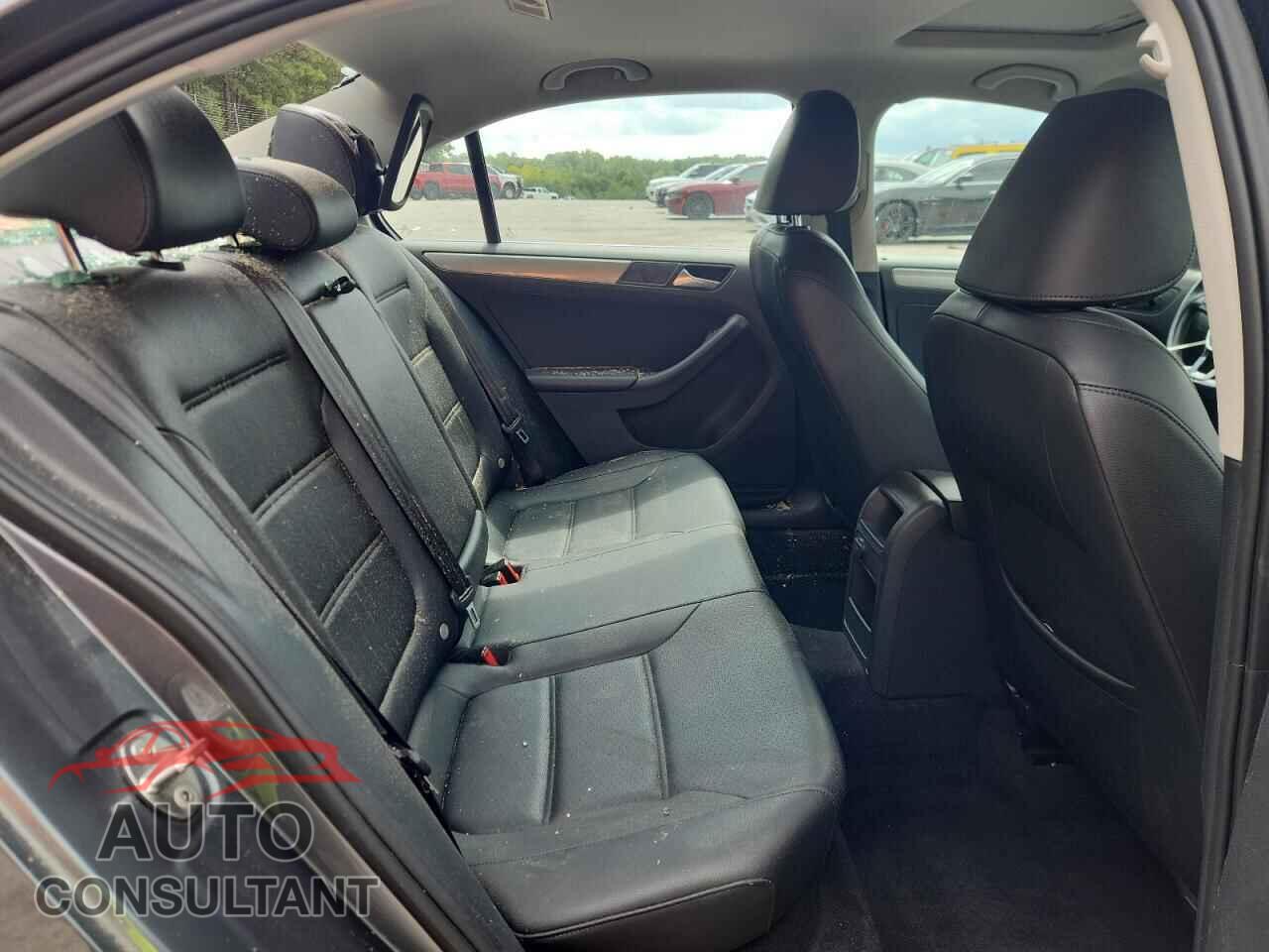 VOLKSWAGEN JETTA 2017 - 3VWDB7AJ2HM382372