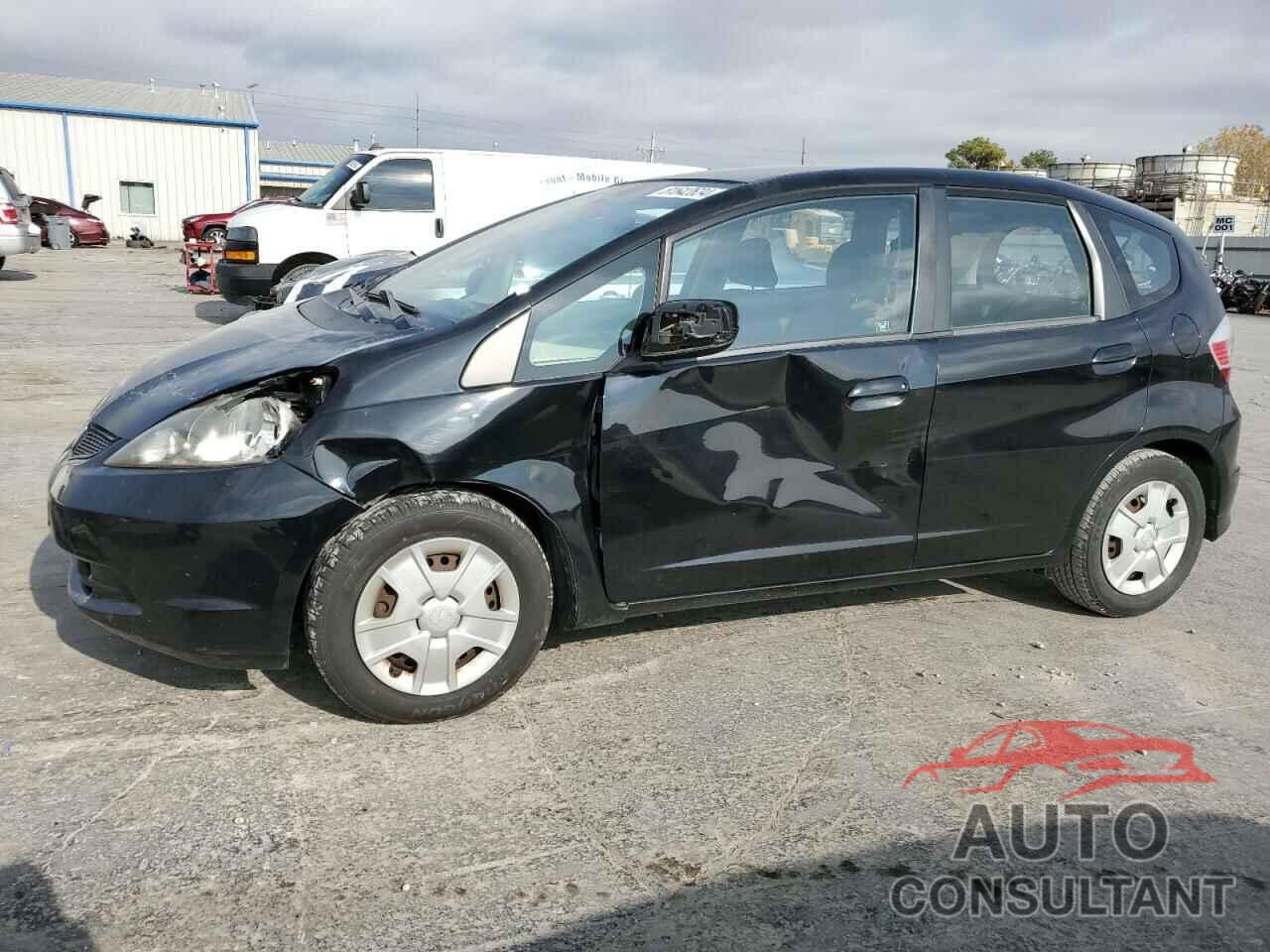 HONDA FIT 2013 - JHMGE8H32DC076688