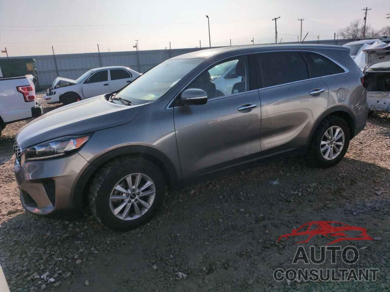 KIA SORENTO 2019 - 5XYPG4A3XKG516423