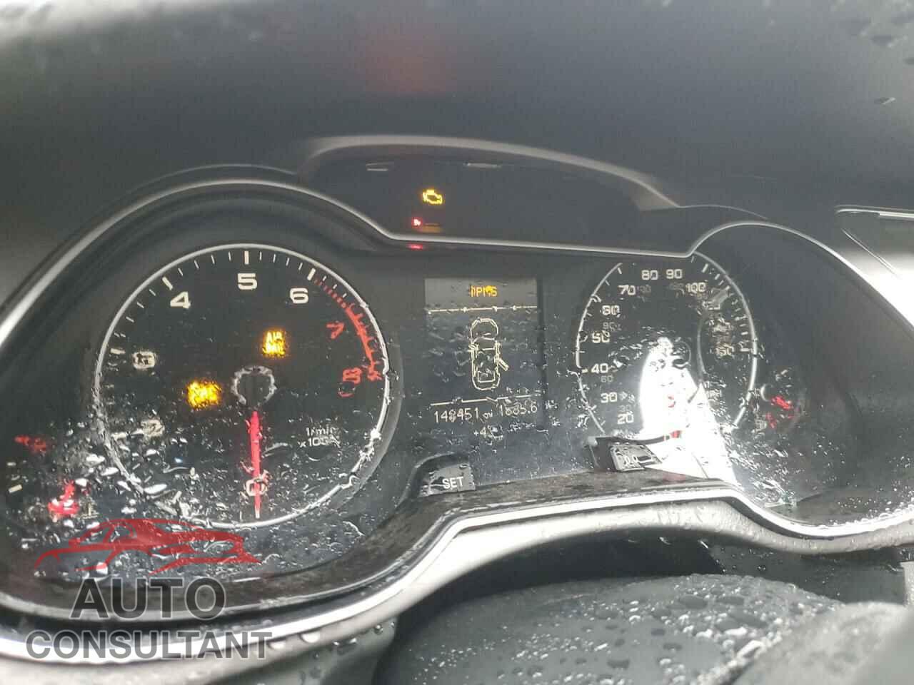 AUDI A4 2013 - WAUDFAFL3DN040456
