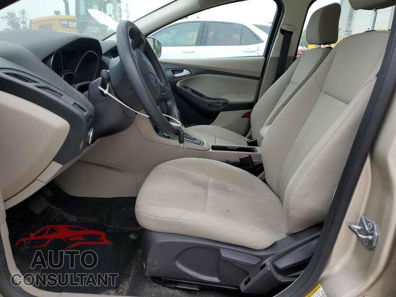 FORD FOCUS 2017 - 1FADP3F20HL312133