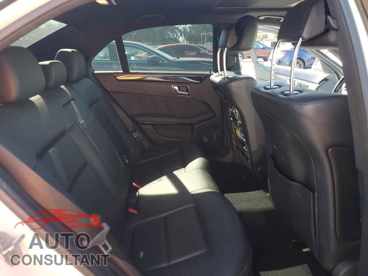 MERCEDES-BENZ E-CLASS 2010 - WDDHF5GB9AA018343