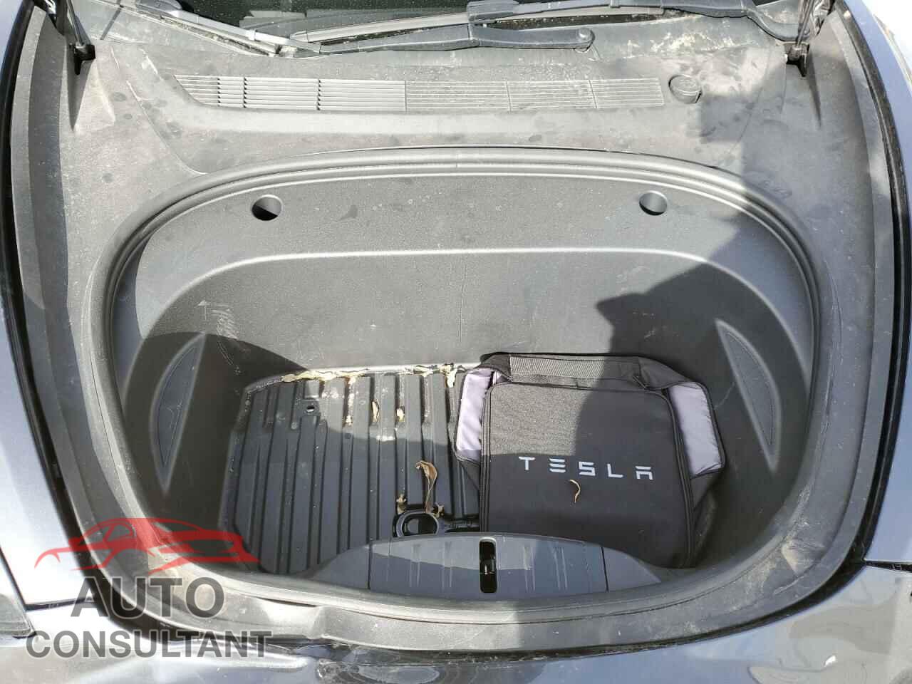 TESLA MODEL 3 2023 - 5YJ3E1EB0PF390737