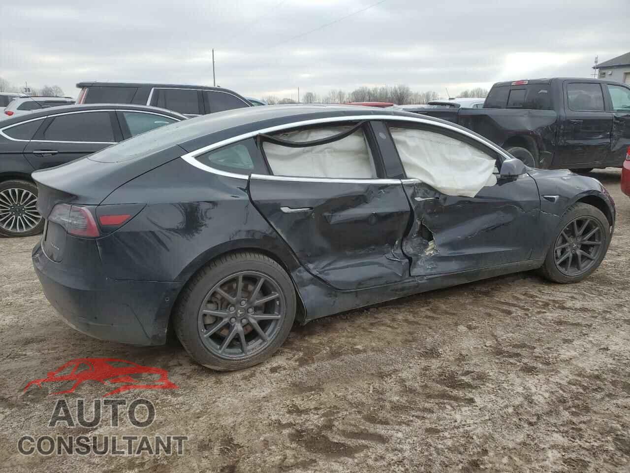 TESLA MODEL 3 2019 - 5YJ3E1EB2KF365833
