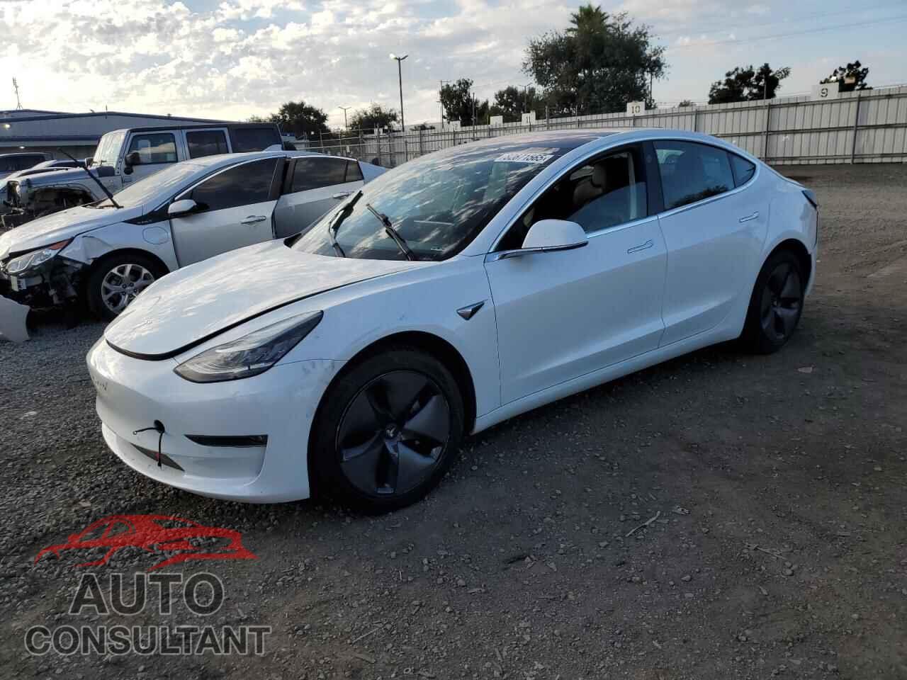 TESLA MODEL 3 2018 - 5YJ3E1EA4JF057200