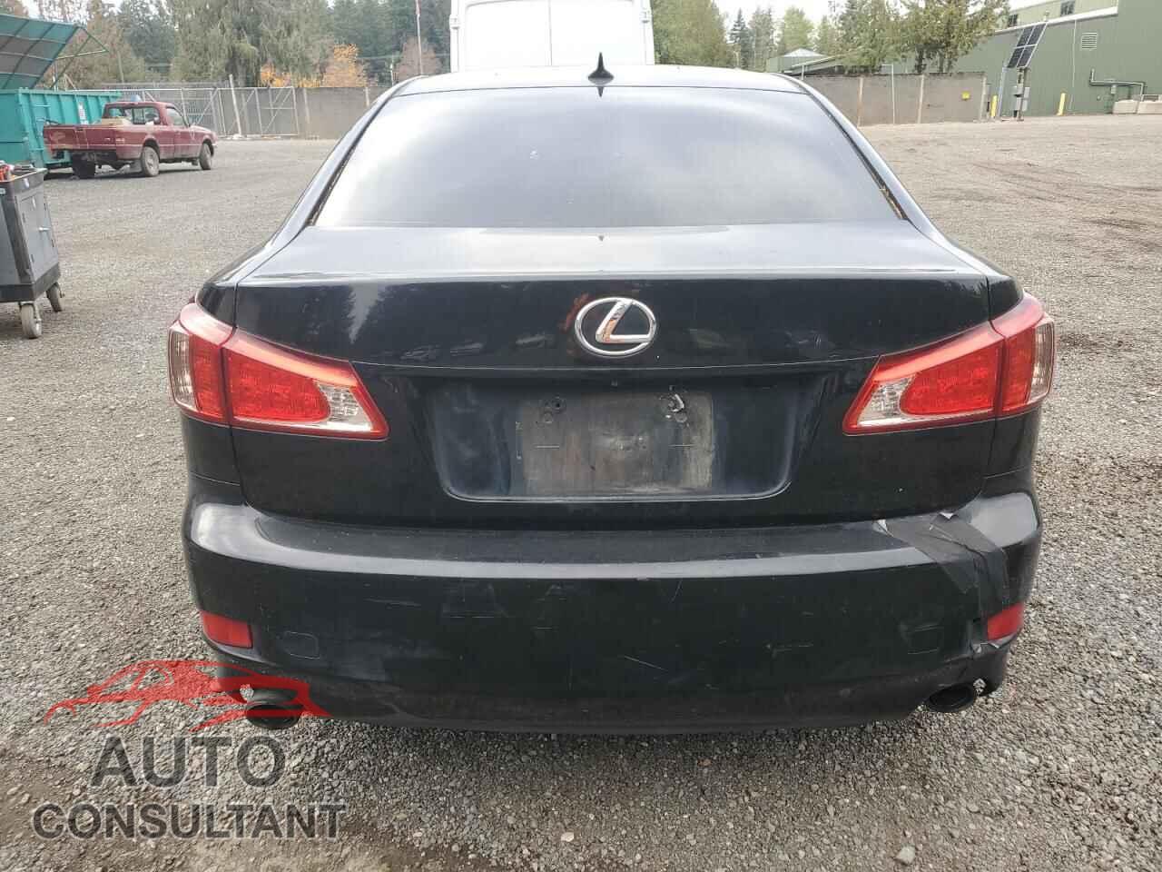 LEXUS IS 2011 - JTHBF5C27B5138088