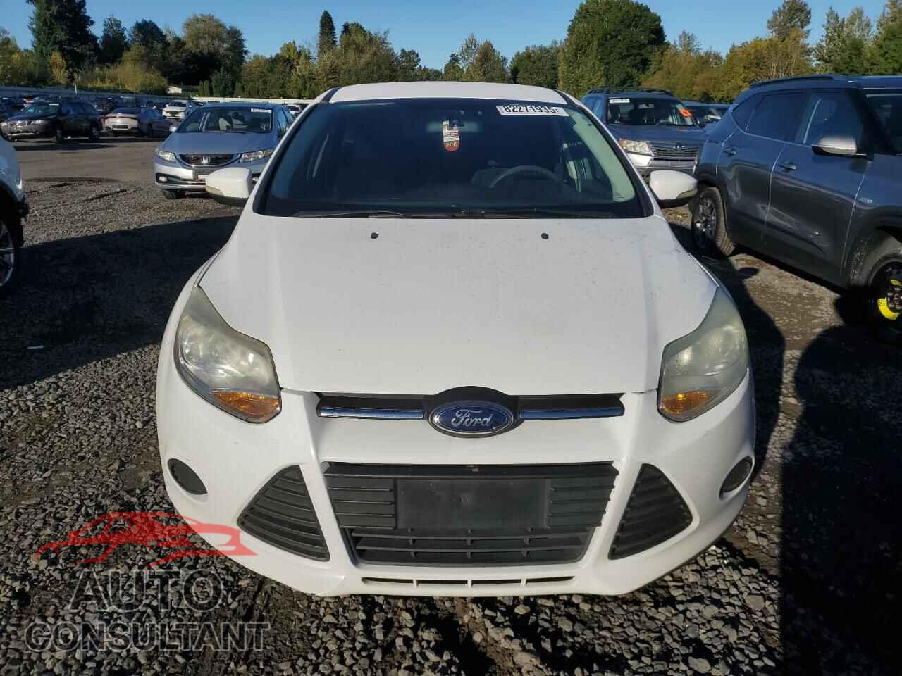 FORD FOCUS 2014 - 1FADP3F26EL337145