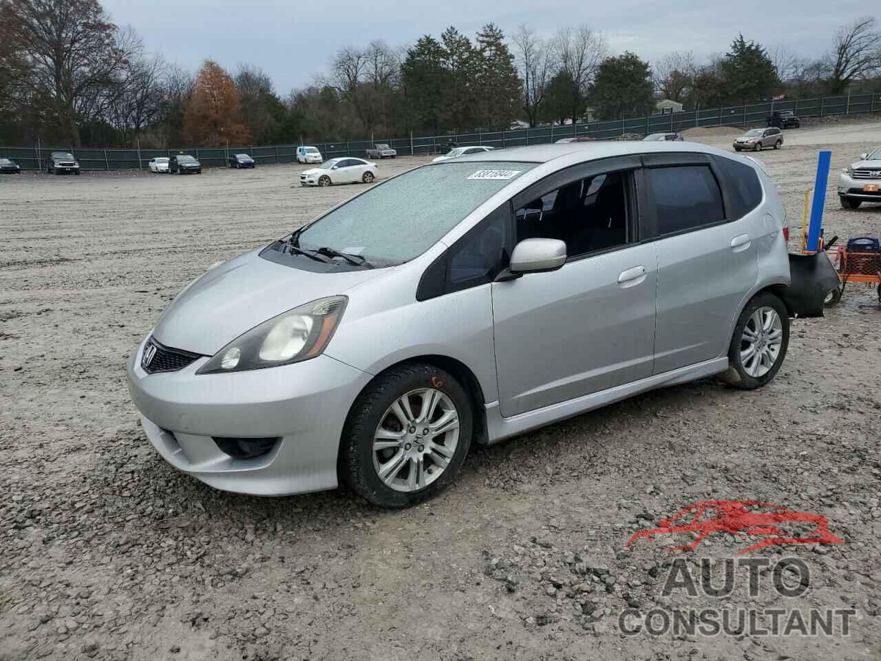 HONDA FIT 2011 - JHMGE8G56BC018471