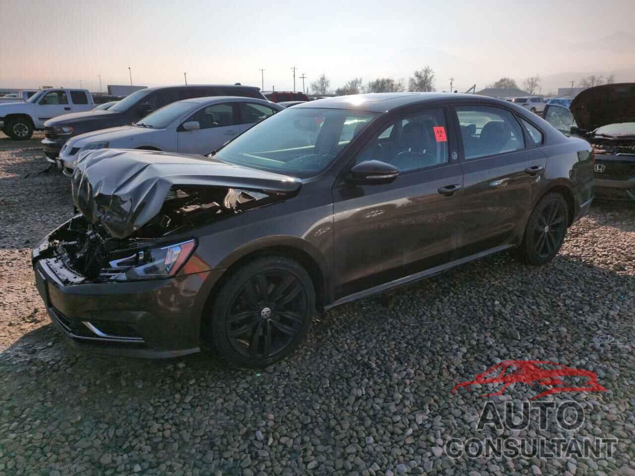 VOLKSWAGEN PASSAT 2019 - 1VWLA7A31KC005377