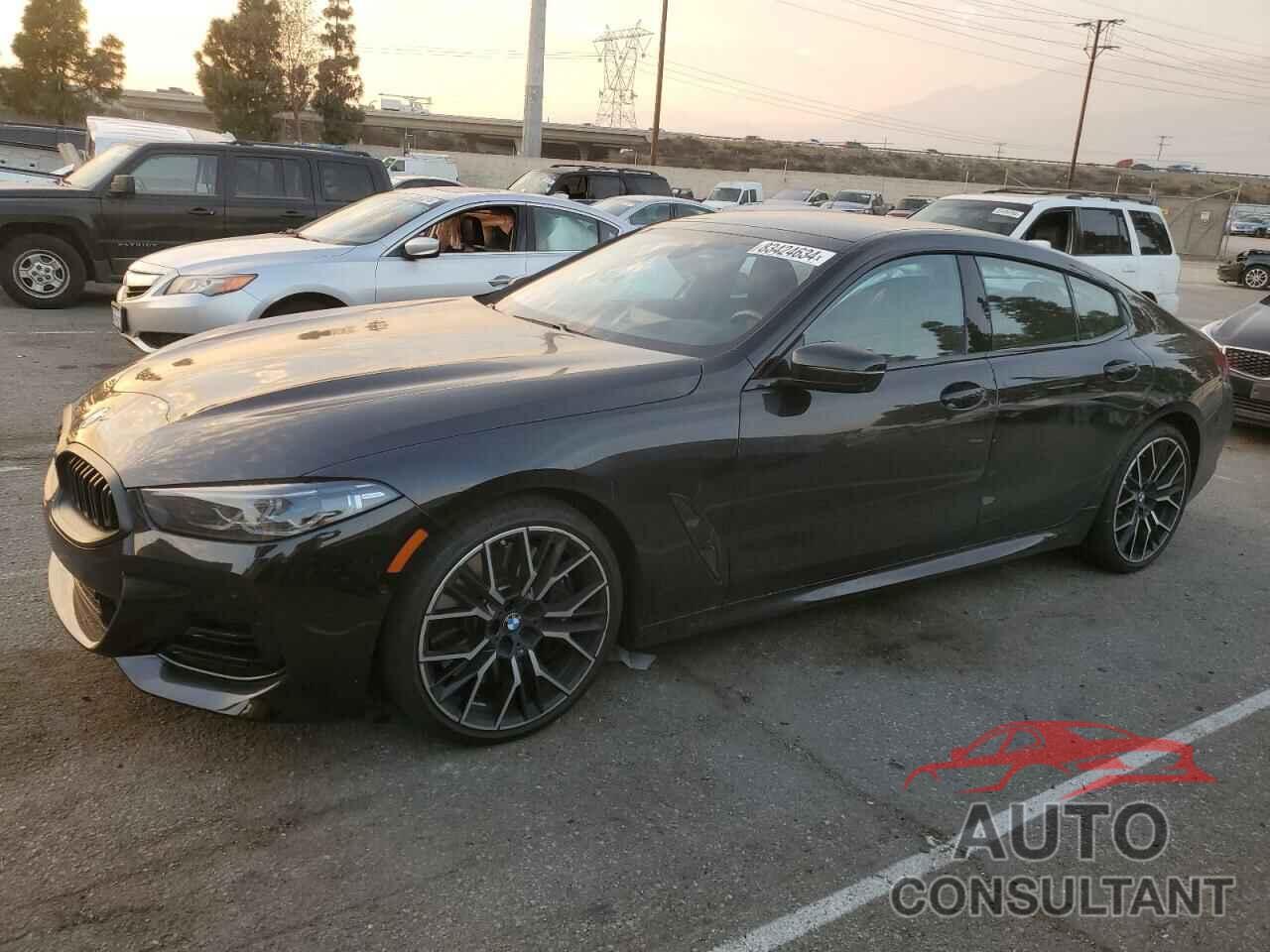 BMW 8 SERIES 2023 - WBAGV2C01PCK95705