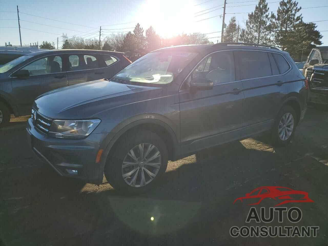 VOLKSWAGEN TIGUAN 2018 - 3VV2B7AX9JM000652