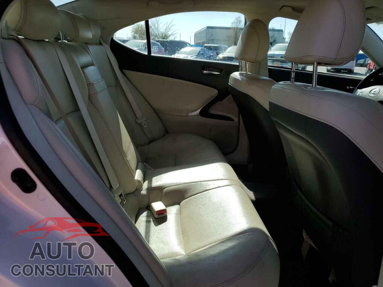 LEXUS IS 2011 - JTHBF5C21B5147580