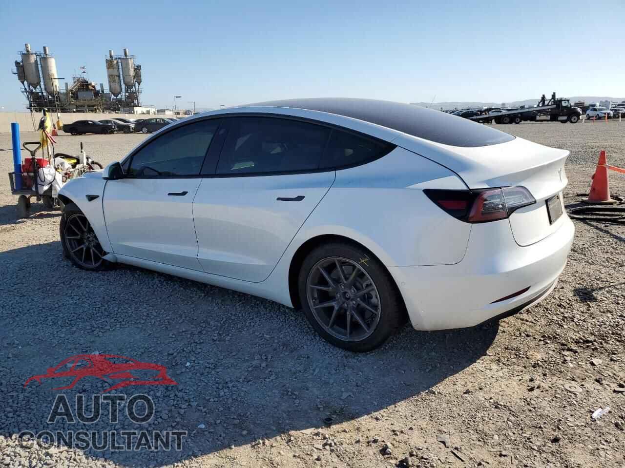 TESLA MODEL 3 2021 - 5YJ3E1EB3MF876082