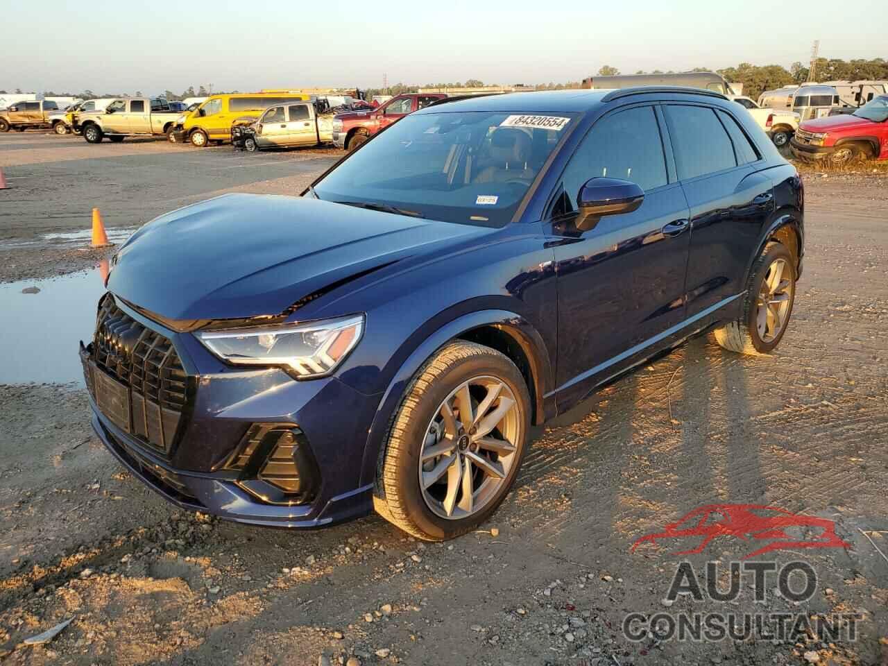 AUDI Q3 2022 - WA1EECF34N1092381