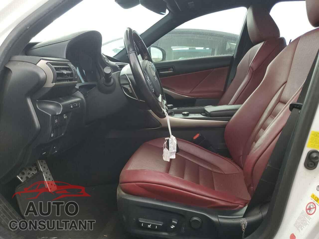 LEXUS IS 2017 - JTHBA1D24H5045849