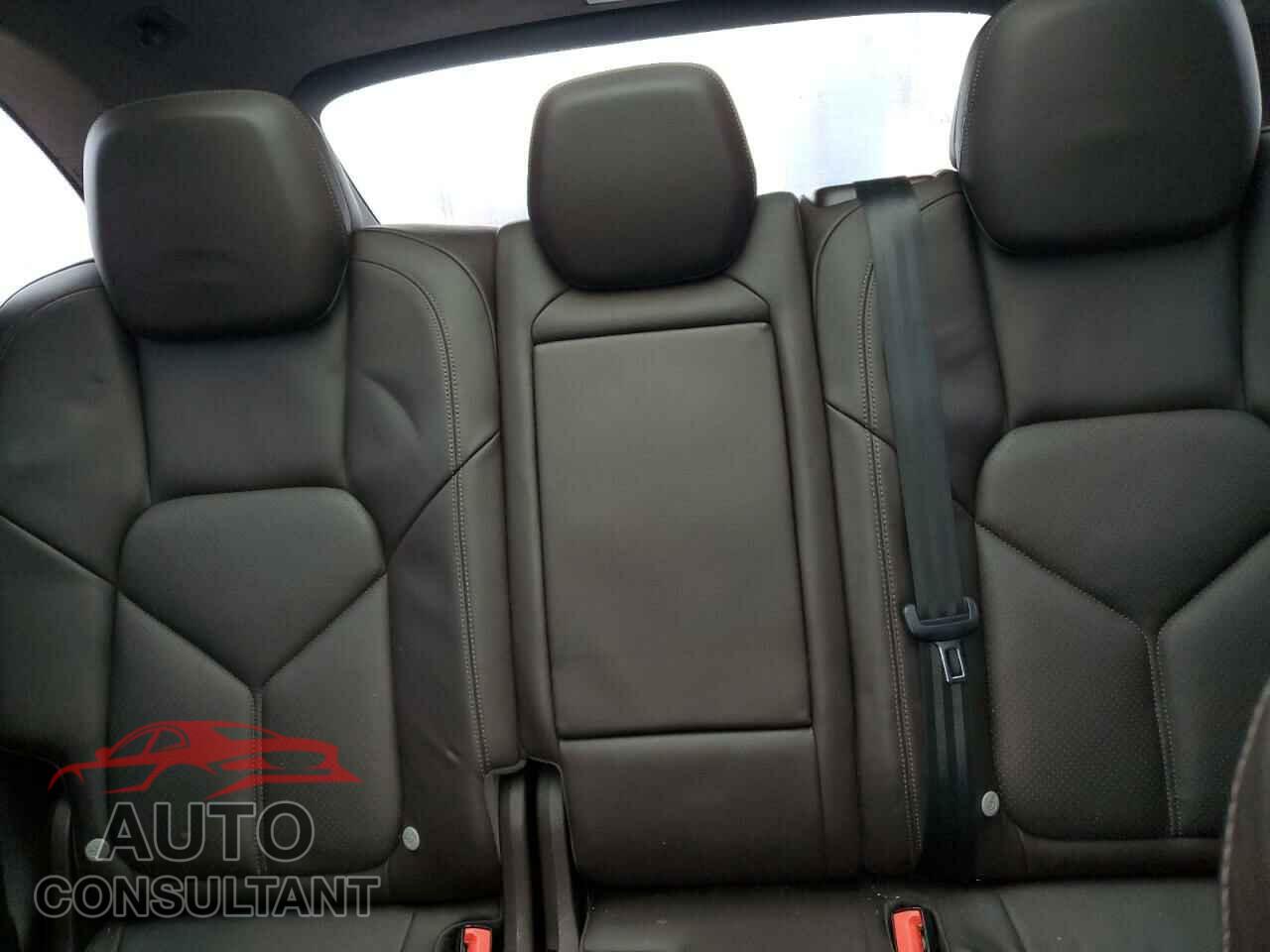 PORSCHE CAYENNE 2012 - WP1AE2A2XCLA91894