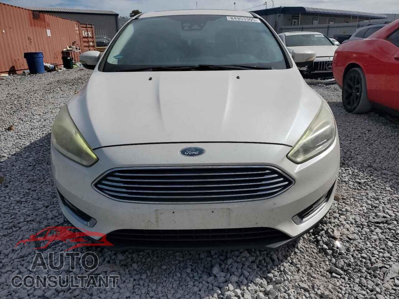 FORD FOCUS 2017 - 1FADP3N29HL208225