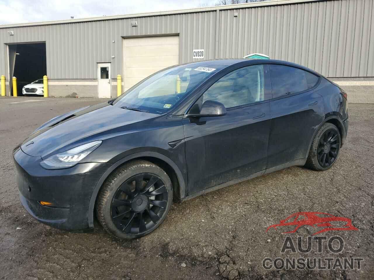 TESLA MODEL Y 2020 - 5YJYGDEE5LF048335