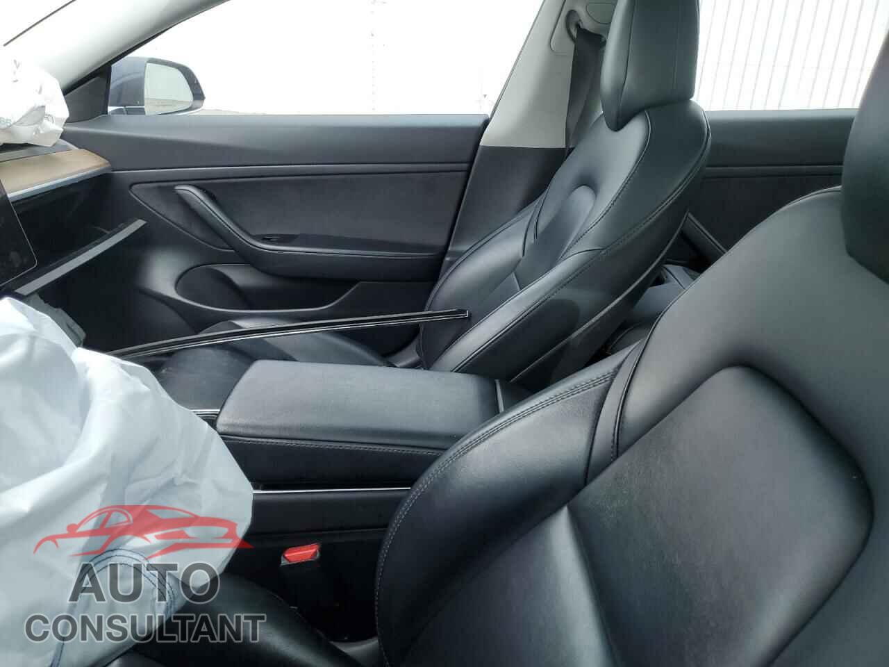 TESLA MODEL 3 2020 - 5YJ3E1EA5LF611458
