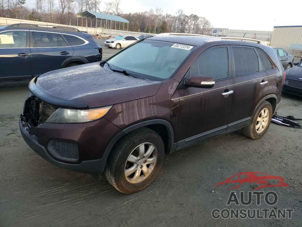 KIA SORENTO 2011 - 5XYKT4A25BG108473