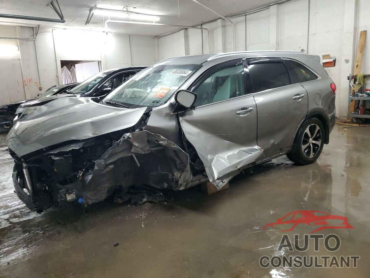 KIA SORENTO 2018 - 5XYPH4A59JG340526