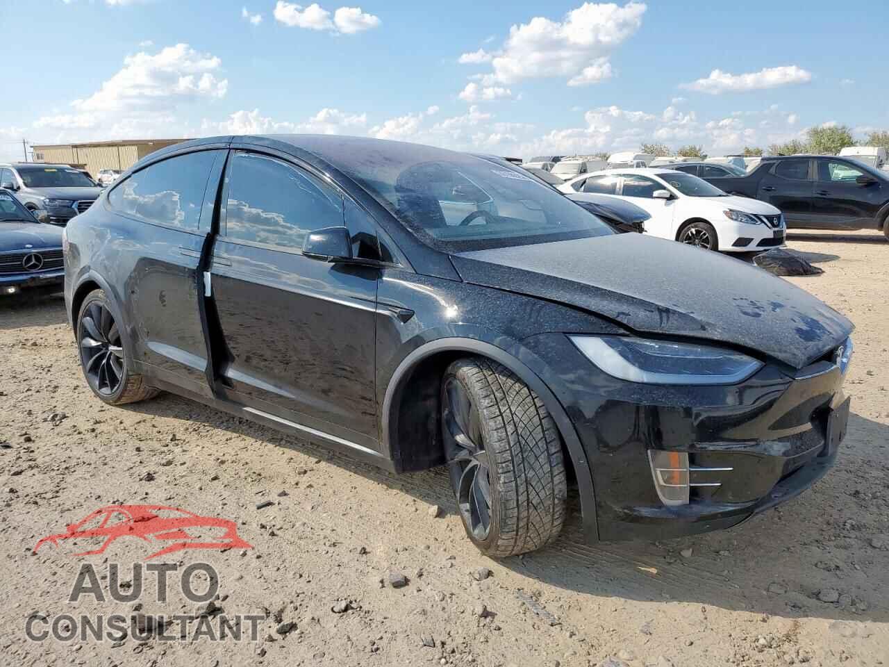 TESLA MODEL X 2017 - 5YJXCBE21HF050463