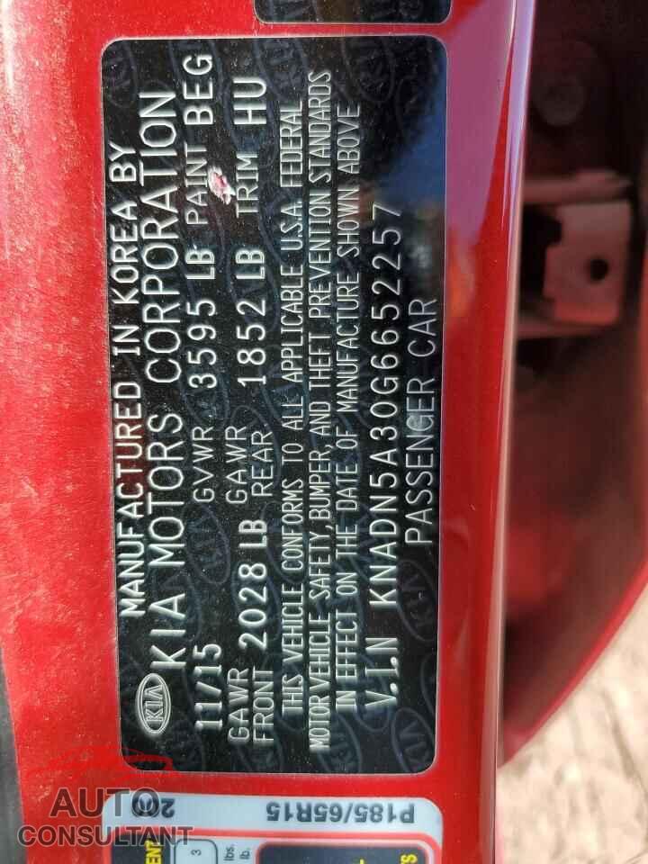 KIA RIO 2016 - KNADN5A30G6652257