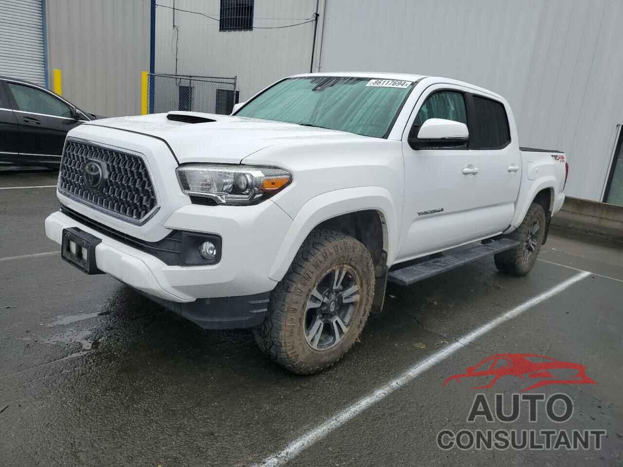 TOYOTA TACOMA 2018 - 3TMCZ5AN3JM137944