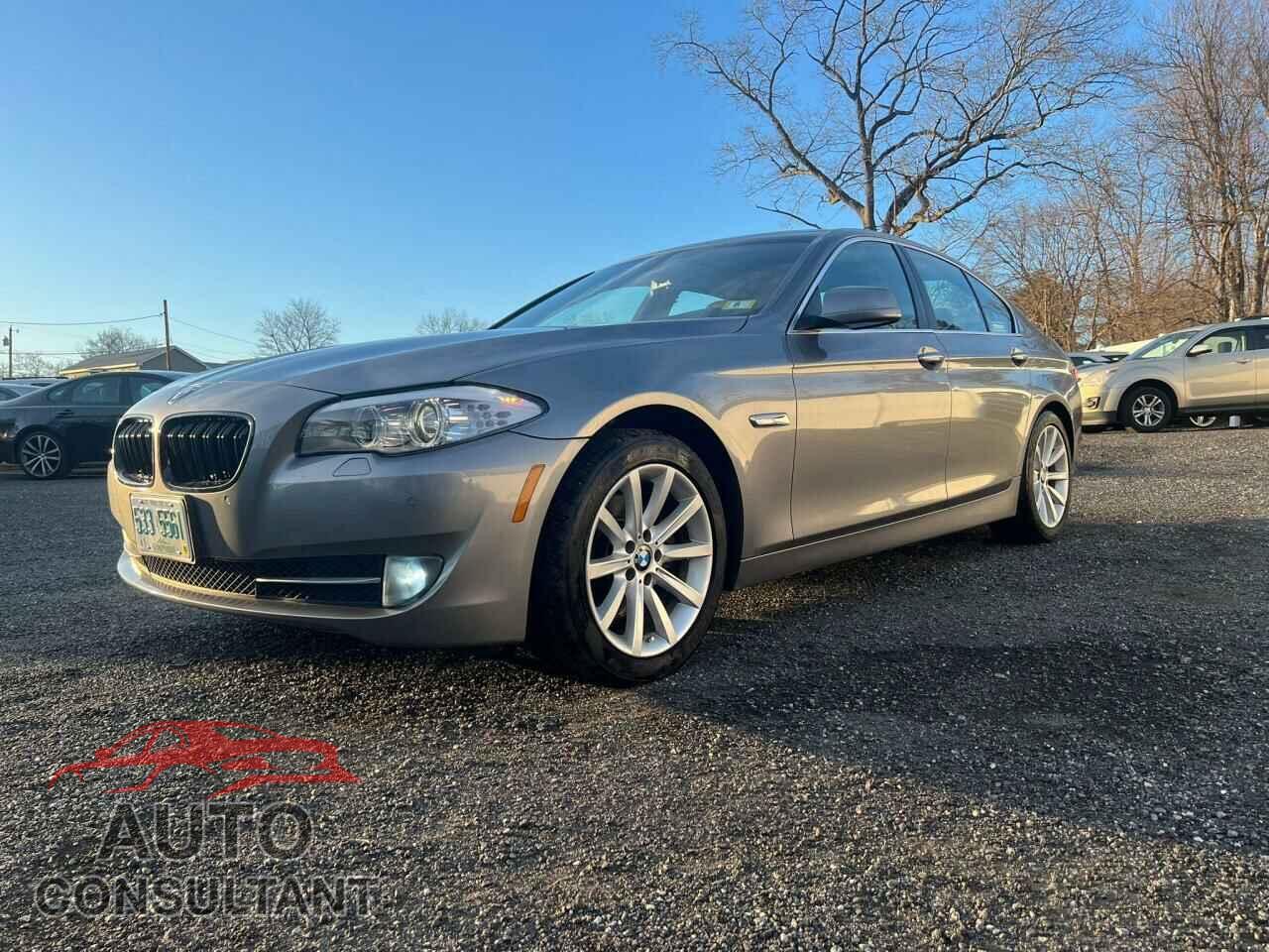 BMW 5 SERIES 2013 - WBAXH5C52DD109597