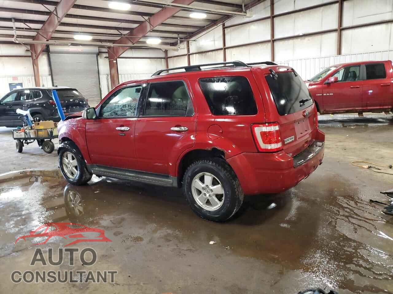 FORD ESCAPE 2011 - 1FMCU0D77BKA82871