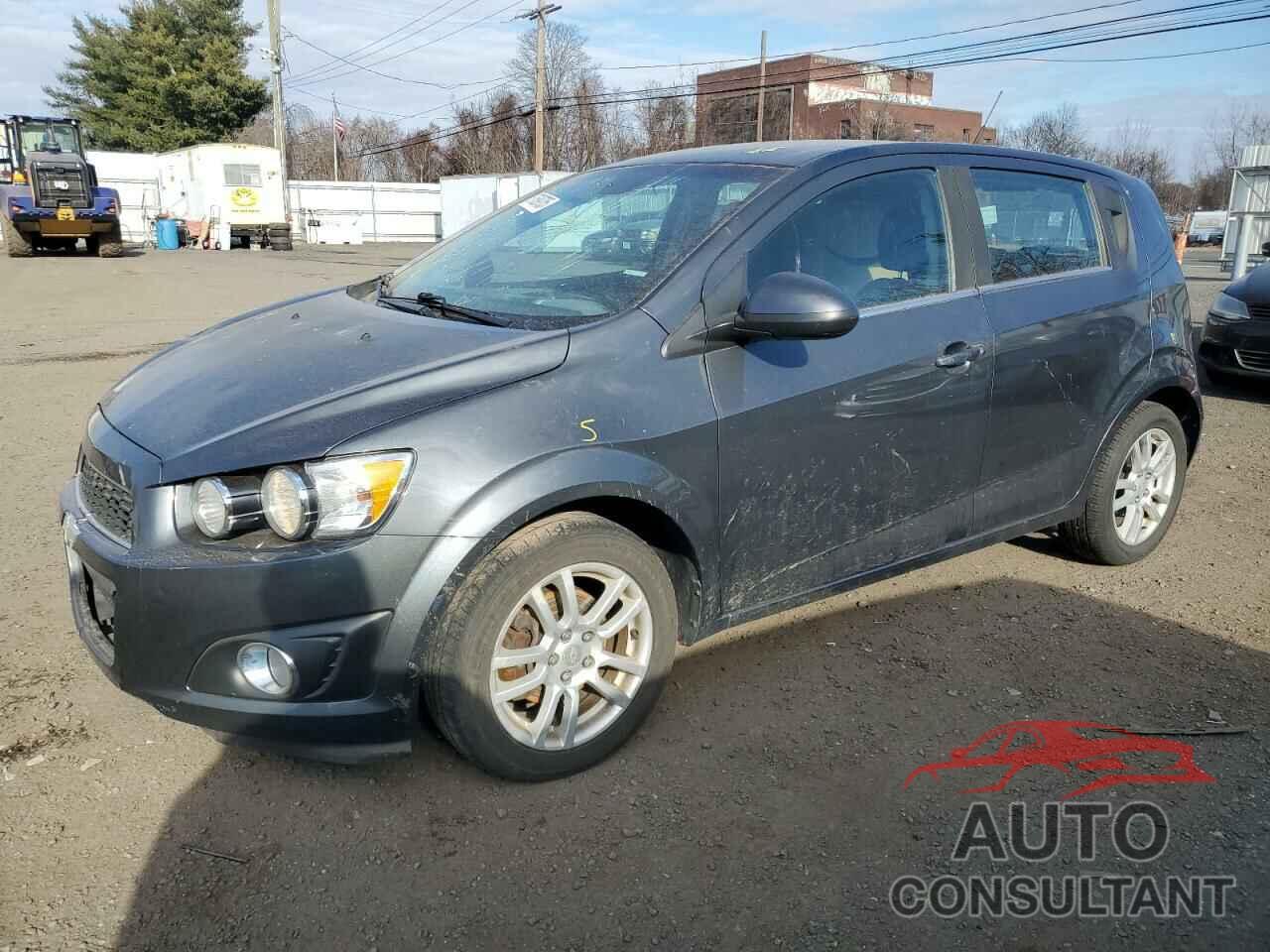 CHEVROLET SONIC 2013 - 1G1JC6SG9D4112151